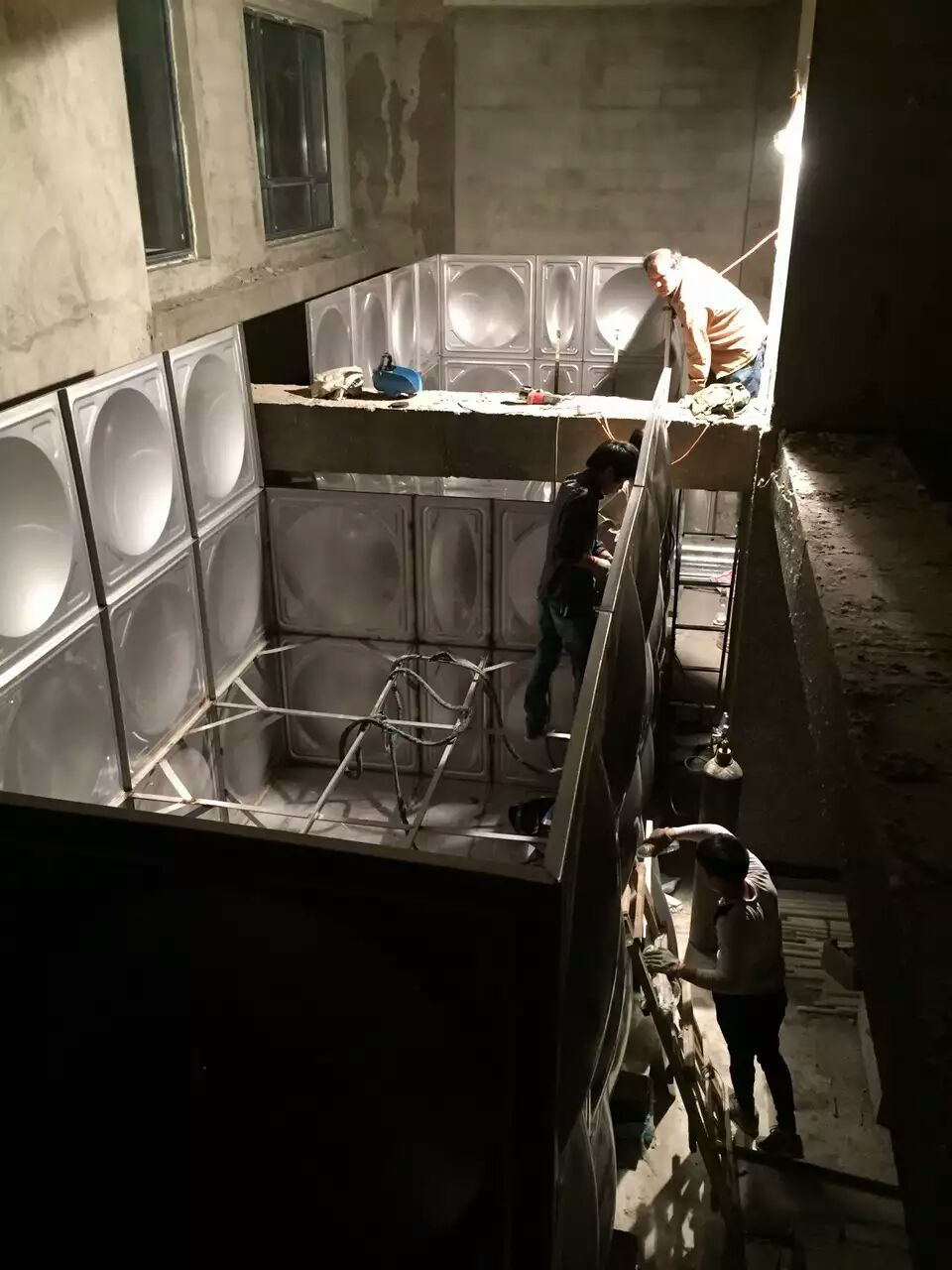 ��ꖲ��P䓱���ˮ��